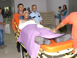 Aksarayda askeri araç devrildi:3 yaralı