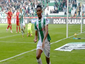 Konyasporda Etoo satış listesine konuldu