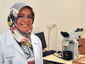 NEÜ’lü patolog, Dünya Patolojisinde en etkin 100 isim arasında