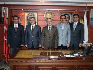 Hizmet ile Konyayı kucaklayacağız