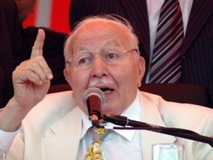 Erbakan: Evet demekte fayda vardır