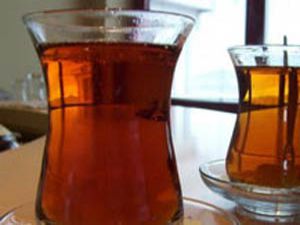 Çay tiryakilerine kanser uyarısı