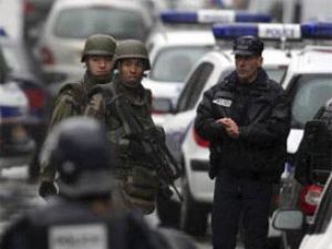 Fransızlar polis olabilecekler