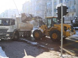 Ereğli Belediyesinin kar mesaisi sürüyor