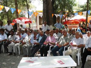 Evet demek için neler anlattılar
