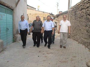 Köyler çamurdan kurtuluyor