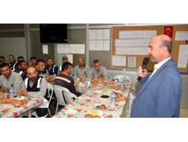 Başkan Pekyatırmacı gece personeli ile bir araya geldi