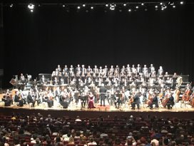 Carmina Buranaya Konyada büyük ilgi
