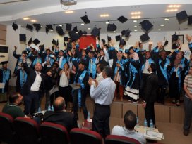 NEÜ KONDİL öğrencileri mezuniyet heyecanı yaşadı