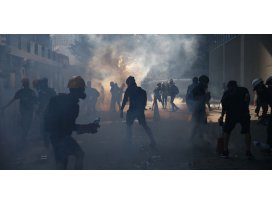 Hong Kongdaki protestolarda 420 gösterici gözaltına alındı