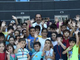 Bilim meraklıları Konya Bilim Merkezi’ne akın ediyor