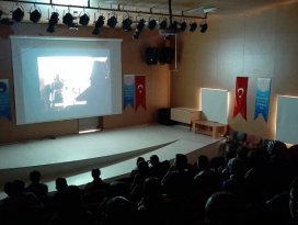 Yunakta sinema günleri düzenlendi