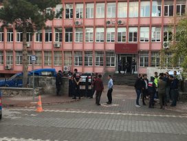 Annesini bıçaklayan zanlı adliyeye sevk edildi