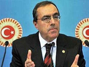 Atilla Karta izinsiz konuşma uyarısı!