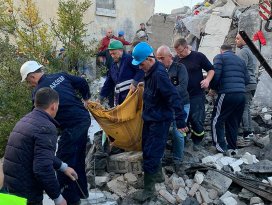 Arnavutlukta 6,4 büyüklüğünde deprem: 7 kişi öldü