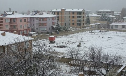 Kulu’ya mevsimin ilk karı yağdı