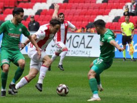 1922 Konyaspor Samsundan puansız döndü