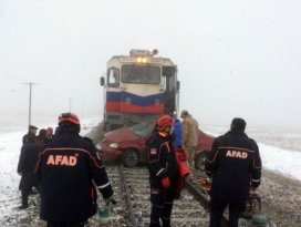 Kars’ta tren kazası: 3 ölü