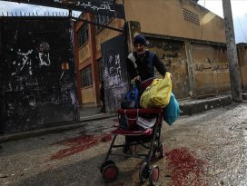 Esed rejimi İdlibde okulu vurdu: 4ü çocuk, 8 ölü