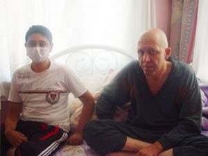 Baba ve oğlu kanserin pençesinde