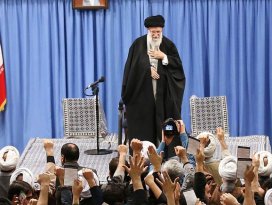 Hamaney: Dünyanın gidişatı etkilendi, büyük değişimler gerçekleşecek
