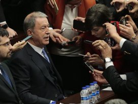 Bakan Akar: Libyada ateşkesi mutlaka sağlayacağız
