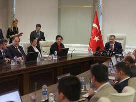 Koca: Gözlem altındaki 61 kişi karantinadan çıkarıldı