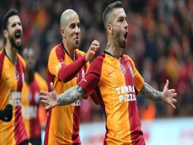 Galatasaray, şampiyonluk yarışına ortak oldu