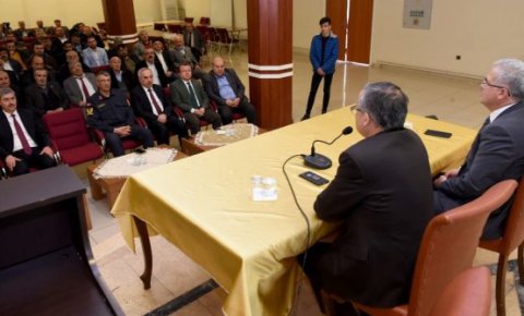 Karataylı muhtarlar toplantıda buluştu