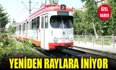 Eski tramvaylar Konya’da yeniden raylara iniyor