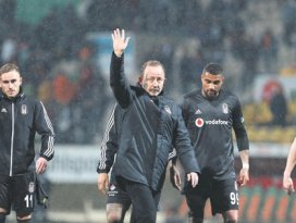 Beşiktaşta Sergen Yalçın farkı