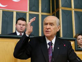 Bahçeli: Görev düşsün, silahımı alır cepheye koşarım