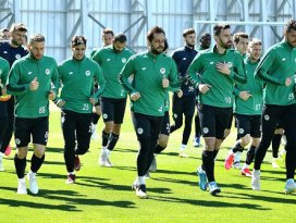 Konyaspor, Fenerbahçe karşısında çıkış arıyor