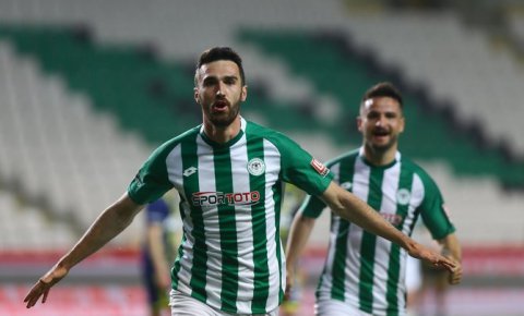 Konyaspor 9 kişiyle kazandı | Konyaspor-Fenerbahçe: 1-0
