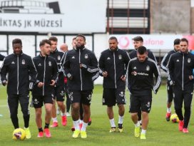 Beşiktaş’ta futbolculara mesaj gitti: Evden çıkmayın
