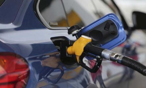 Benzine 22 kuruş indirim bekleniyor