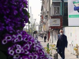 İranda koronavirüs kaynaklı can kaybı 2 bin 234e yükseldi