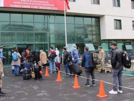 Cezayirden getirilen 299 kişi Manisadaki yurtta karantinaya alındı