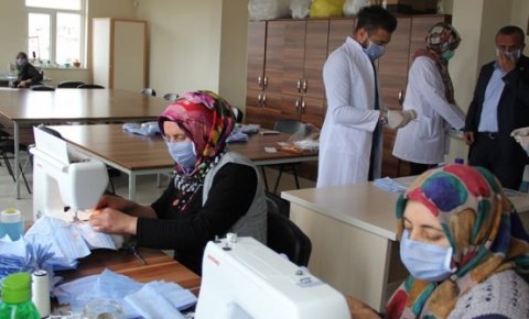 Yalıhüyük KOMEKde maske üretimi başladı