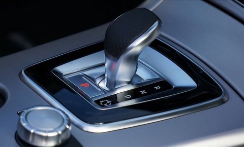 İlk 6 ayda satılan her 10 otomobilden 7si otomatik vites
