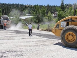 Yalıhüyükte, Gölcük Yaylasında asfaltlama çalışmaları tamamlandı