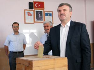 Başkan Akyürek oyunu kullandı