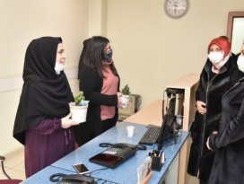 Karatay Kent Konseyi Kadın Meclisi kadın çalışanları unutmadı