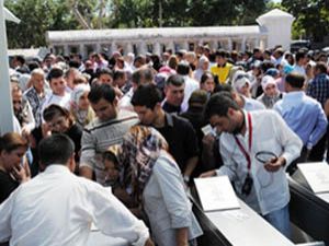 Mevlana Müzesine ziyaretçi akını