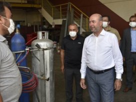Başkan Pekyatırmacı personelle bayramlaştı