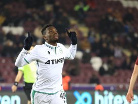 Konyaspor’da M’Poku yol ayrımında