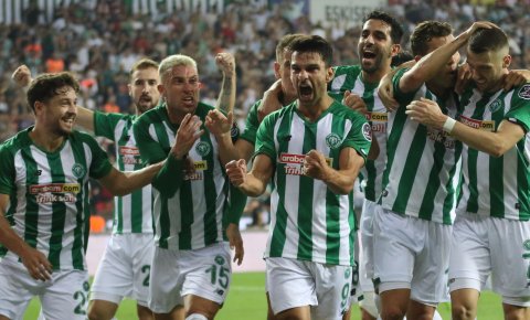 Konyaspor’dan tarihi ilk!