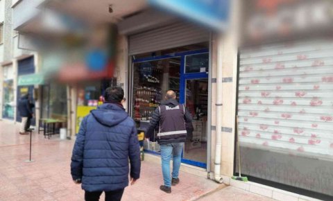 Konyada 13 litre sahte içki ele geçirildi