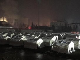 Kahramanmaraşta depremzedeler için yaklaşık 5 bin çadırın kurulumu başladı