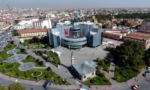 Karatay Belediyesi tüm kurumlarıyla boykota destek verdi
